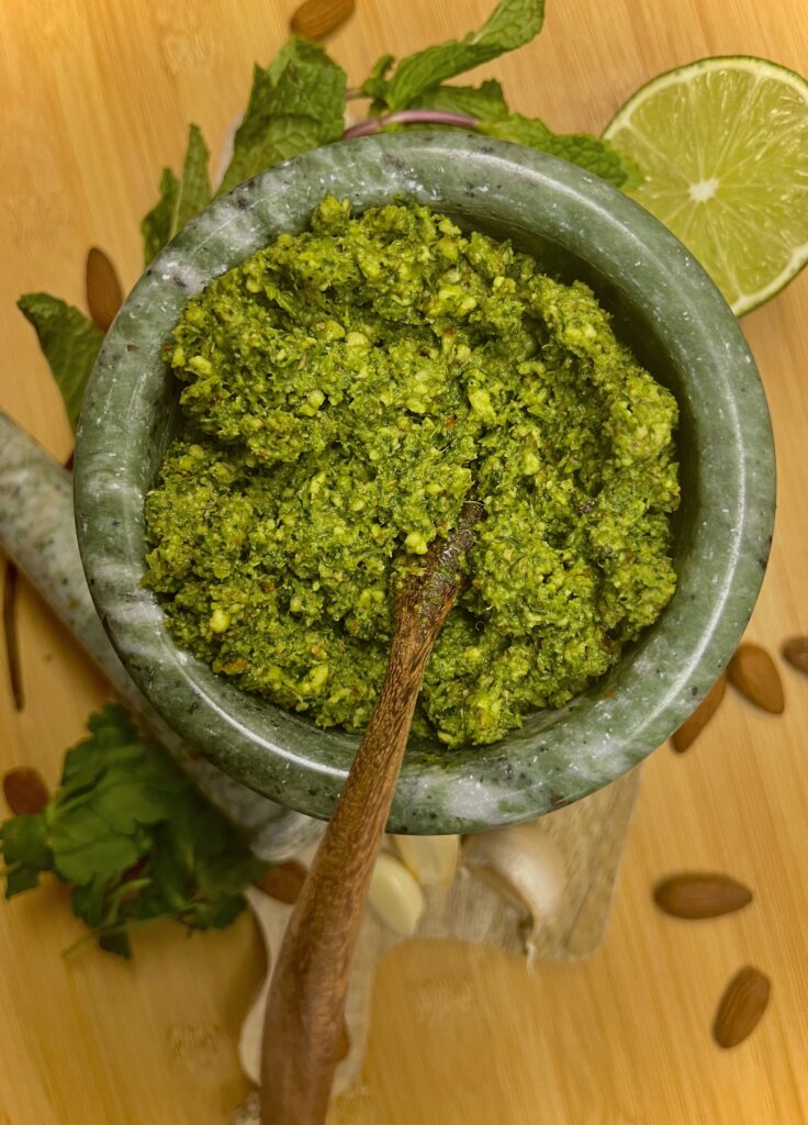 pesto in bowl