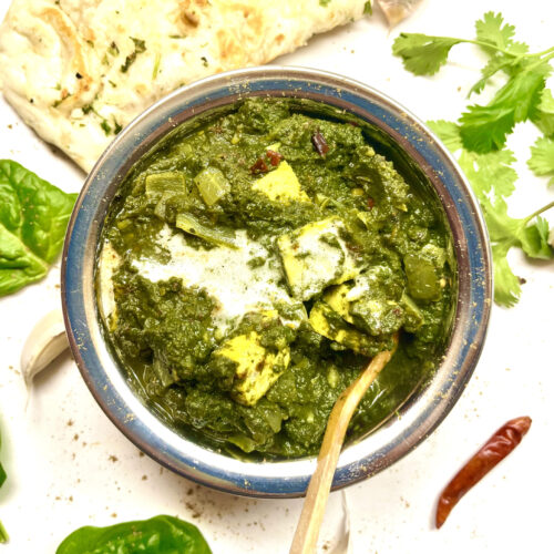 sarson ka saag in bowl