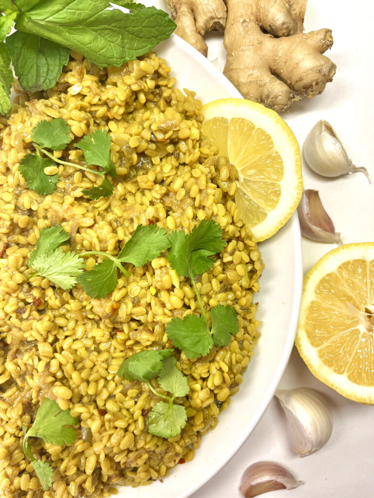 daal maash in bowl